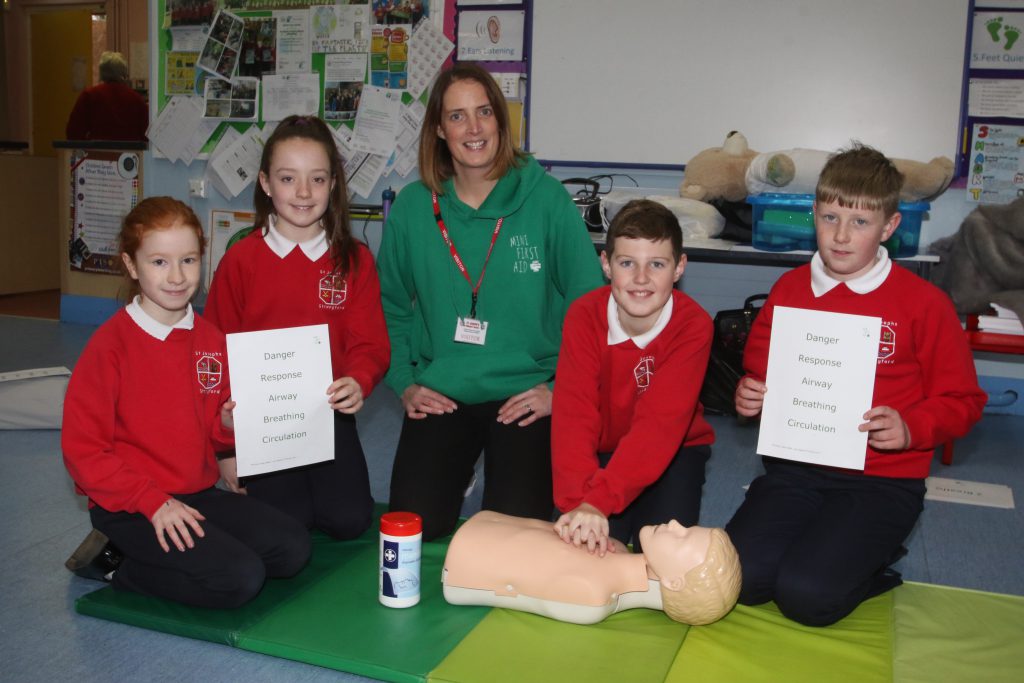 Primary School Children Learn Basic Life Saving Skills